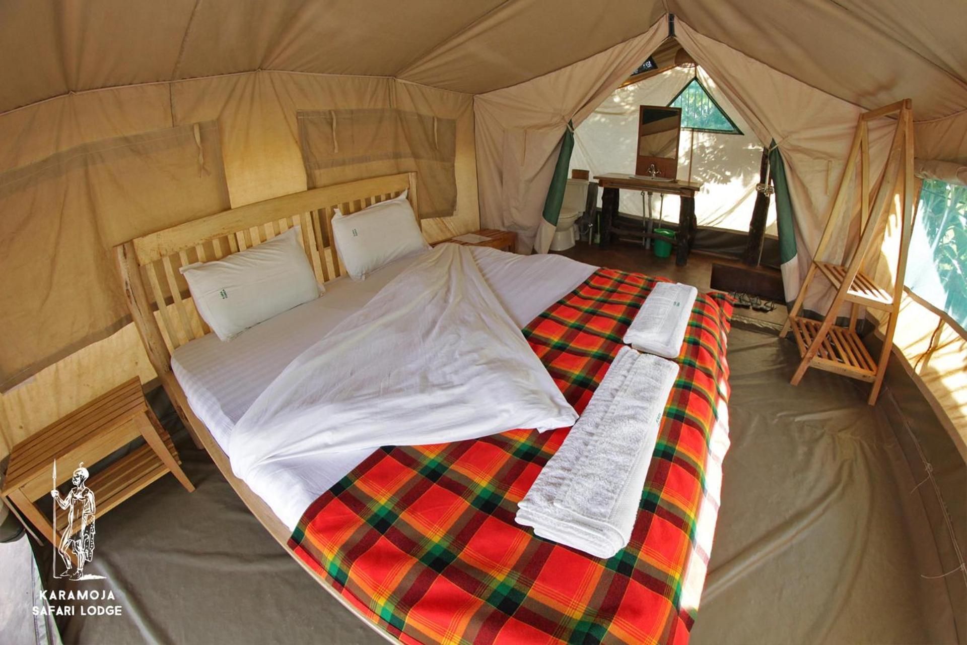Kara-Tunga Safari Camp Panzió Moroto Kültér fotó