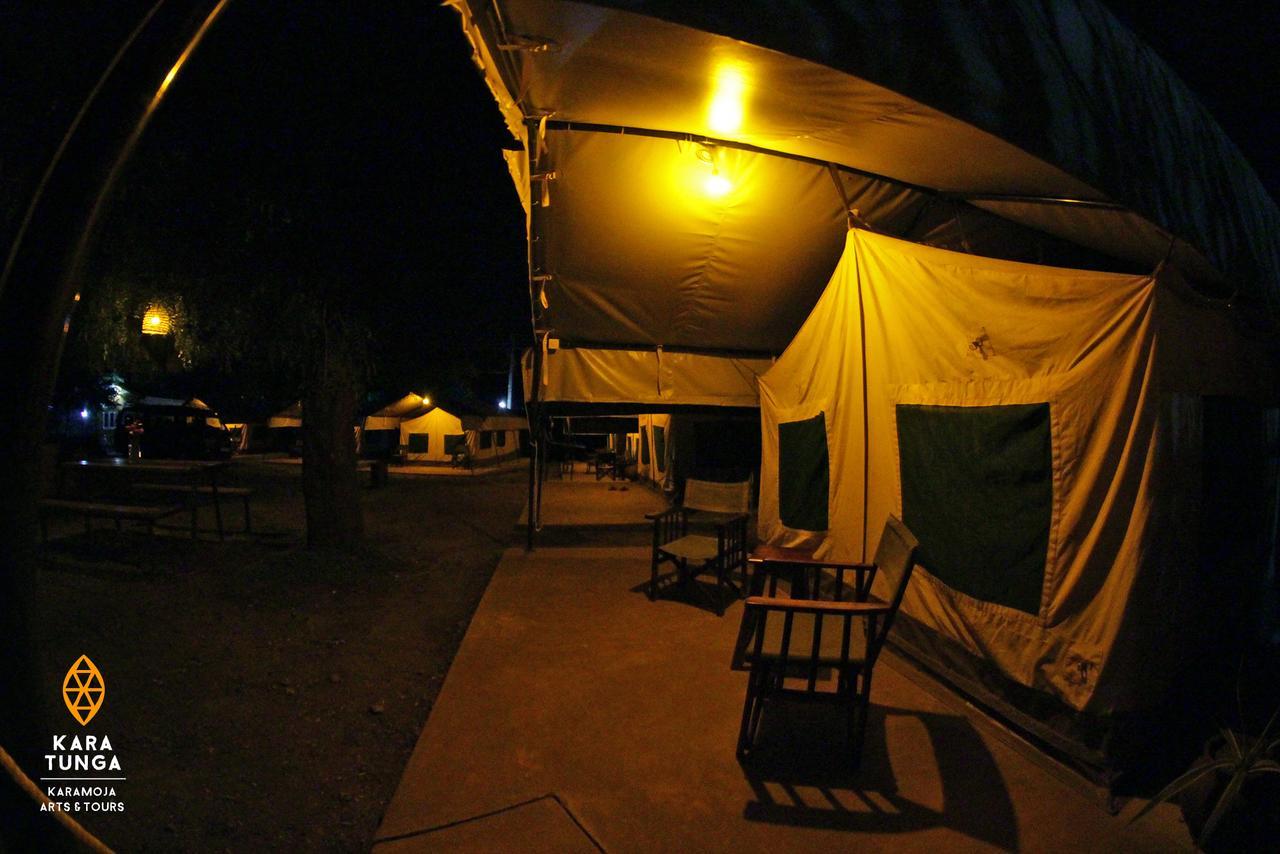 Kara-Tunga Safari Camp Panzió Moroto Kültér fotó