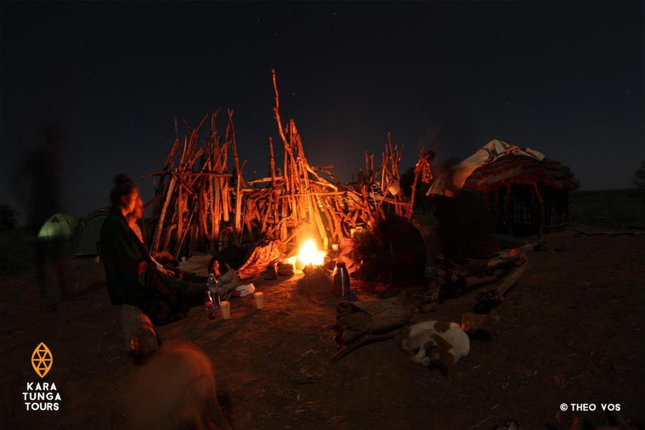 Kara-Tunga Safari Camp Panzió Moroto Kültér fotó